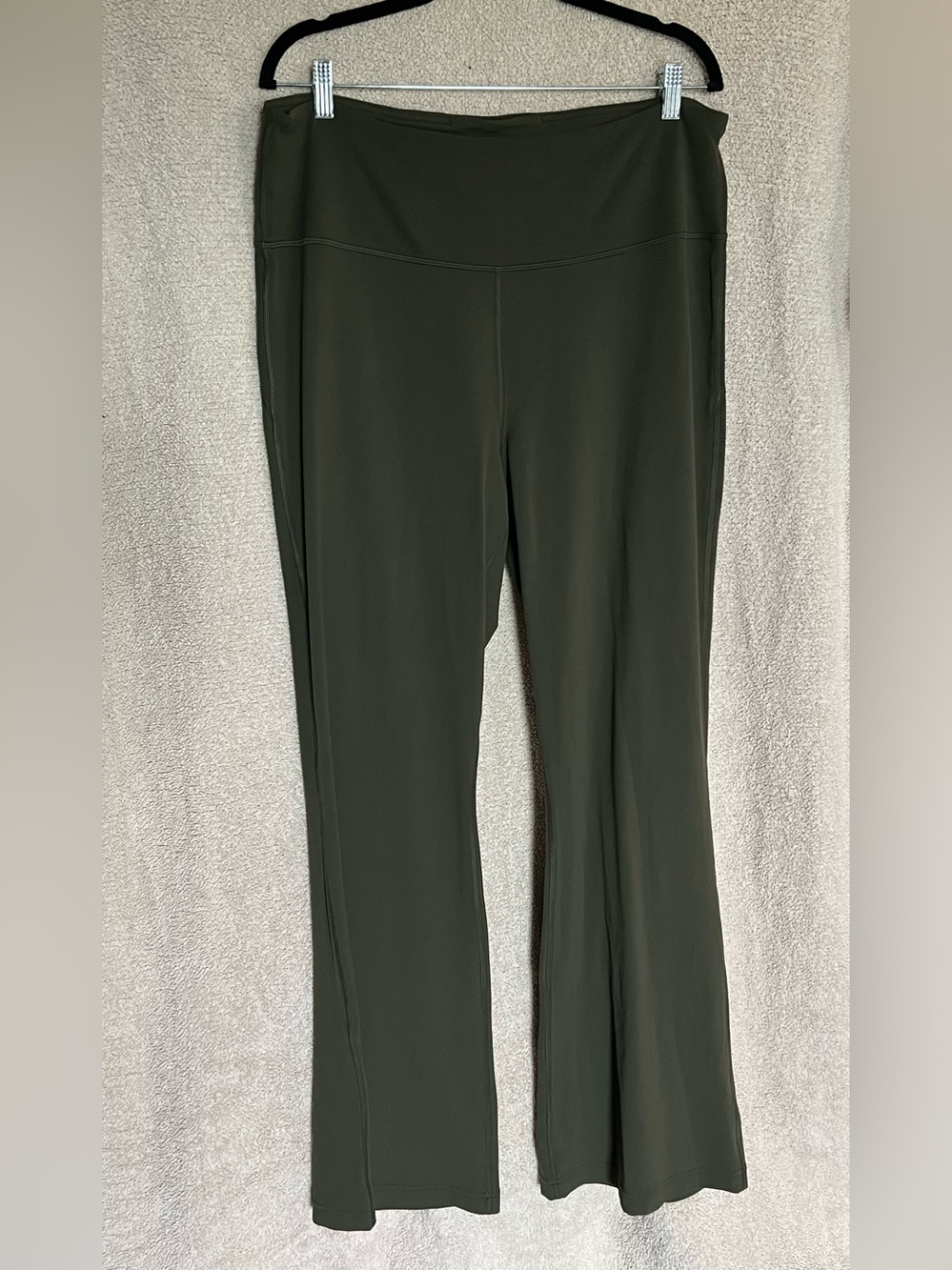 Lululemon Groove Nulu Super-High-Rise Flared Pant in Olive Green Size 18